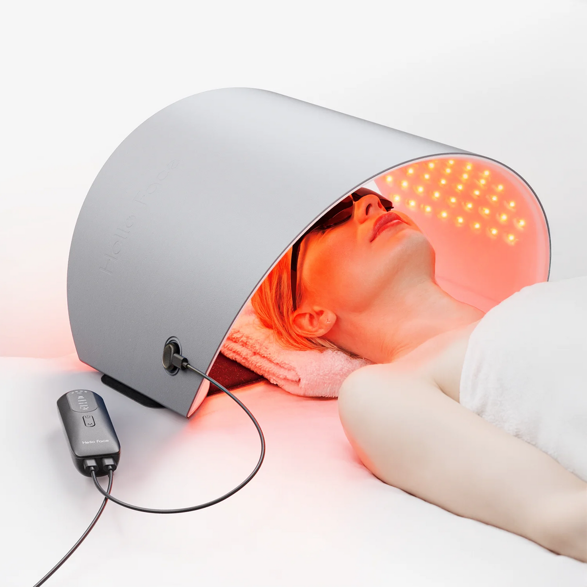 Hello Face L6 720-LED PDT Light Therapy System